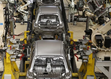 تاثیر تنش‌های تجاری بین‌المللی بر هزینه تولید خودرو