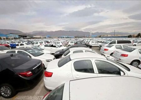 سقوط آزاد ایران خودرو در بازار امروز