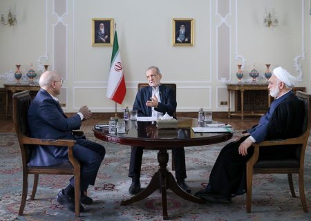 درخواست دبیر شورای عالی مناطق آزاد برای معافیت یکساله از مالیات بر ارزش افزوده