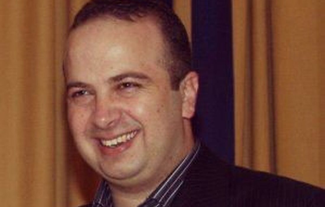 چرا نهادهای نظارتی از طریق پلیس اینترپل برای استرداد علی شفیع‌زاده اقدام نمی‌کند!؟