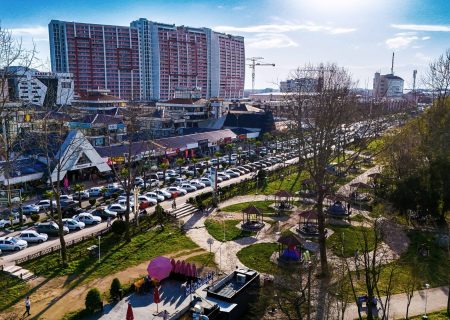 ارتقاء گسترده زیرساخت‌های عمومی و رفاهی، خدماتی و گردشگری منطقه آزاد انزلی