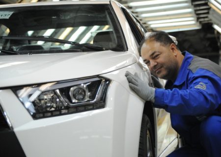 پایبندی به استانداردهای ایمنی و کیفیت؛ گامی بنیادین در تولید خودروهای رقابت‌پذیر