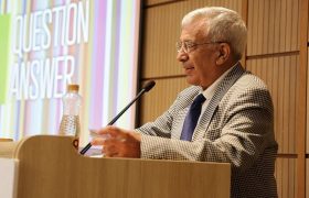 زبان ابزار تفکر و شناخت است