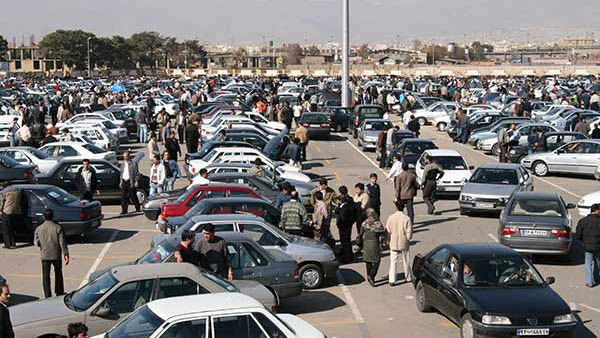 افزایش نرخ ارز و تحولات بزرگ در بازار خودرو