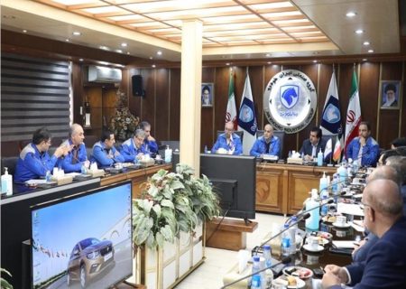 تاکید مدیرعامل بانک رفاه بر توسعه همکاری‌های مالی با گروه صنعتی ایران‌خودرو