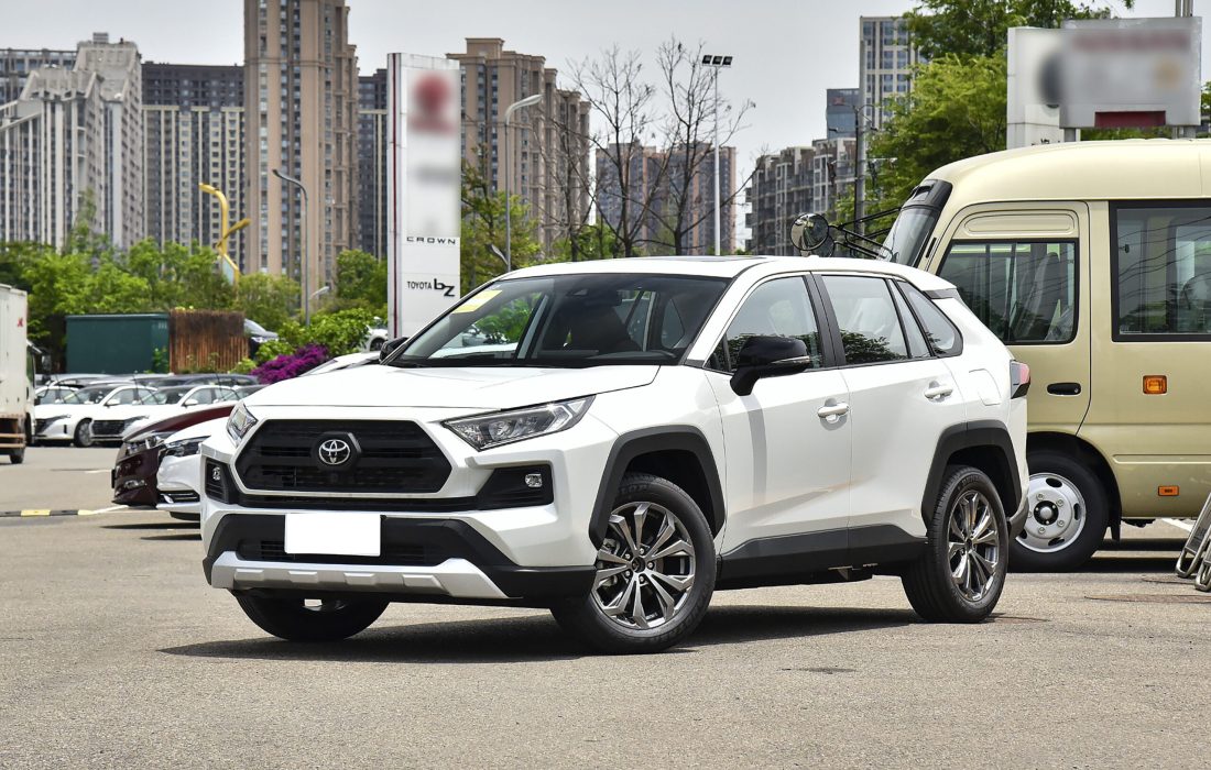 آغاز پیش‌فروش تویوتا RAV4 ADVENTURE PLUS با پلاک ملی از سوی آذریوردسال