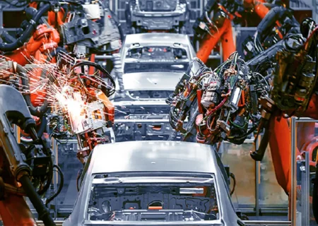 نامه رسمی ایدرو به دولت برای حفظ ۲۰ درصد سهم نظارتی در خودروسازان