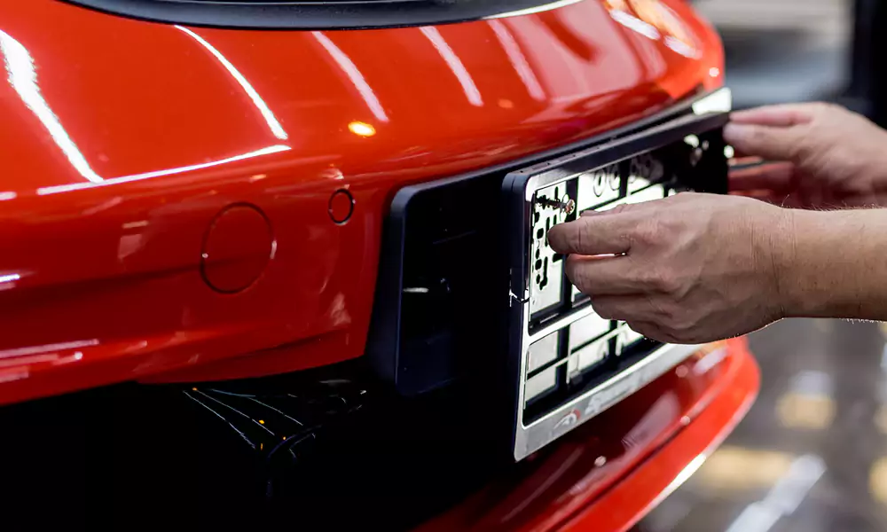 چرا فک پلاک مهم‌تر از خودِ معامله خودرو است؟