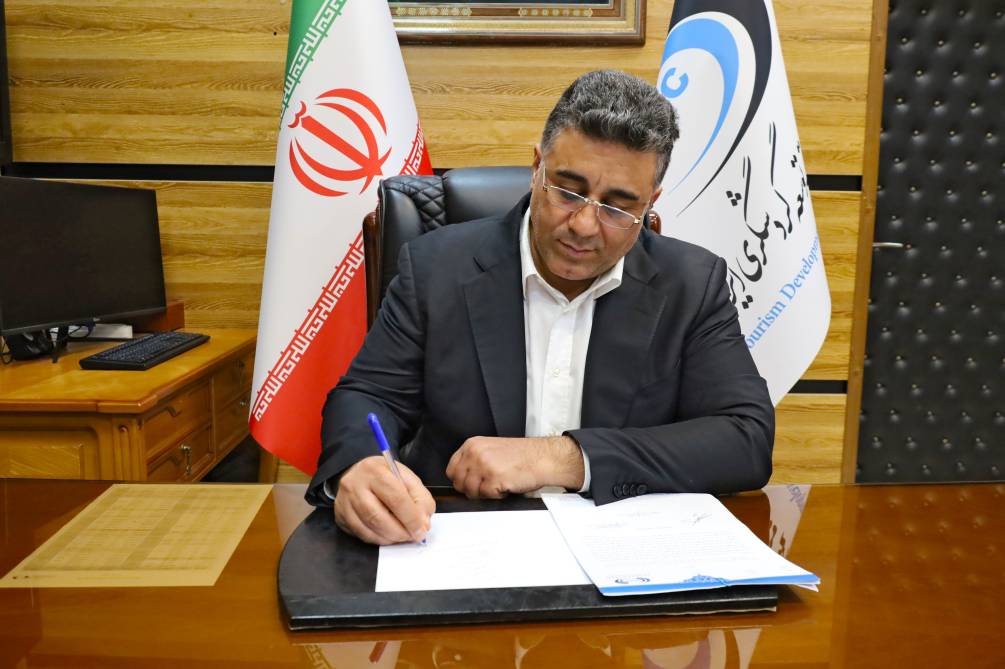 گردشگری تنها یک صنعت نیست، پلی برای معرفی ظرفیت‌های بی‌نظیر ایران به جهانیان است