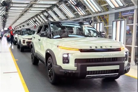 تولید خودروهای پاک جیلی در کارخانه قدیمی