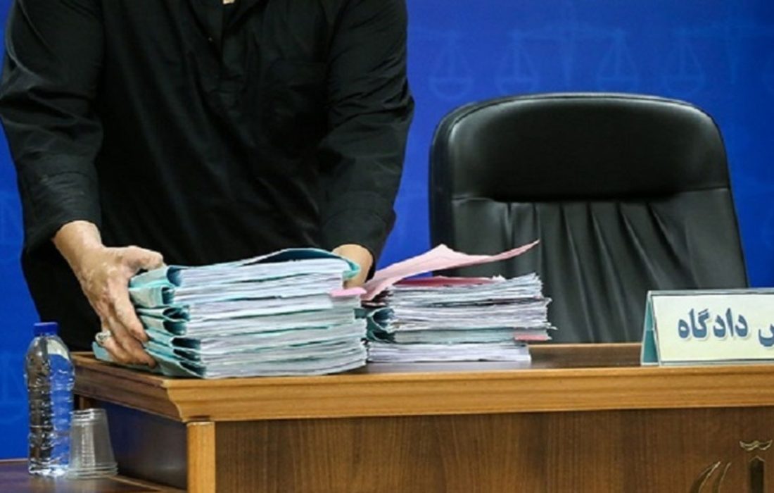 سرگردانی ۲۲۰۰ شاکی در پرونده آذین خودرو آرامیس