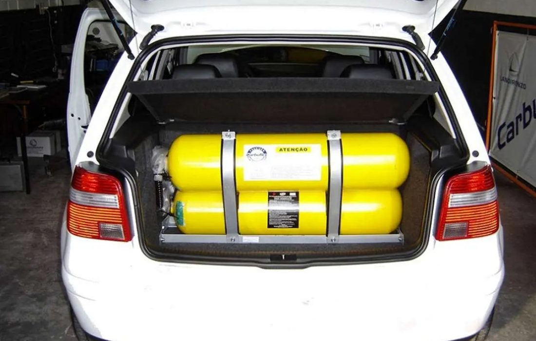 خودروهای شخصی بالای ۱۰ سال عمر، رایگان دوگانه سوز می شوند