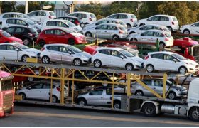 قوانین دست و پا گیر مانع واردات خودروهای کارکرده