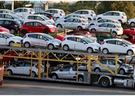 قوانین دست و پا گیر مانع واردات خودروهای کارکرده